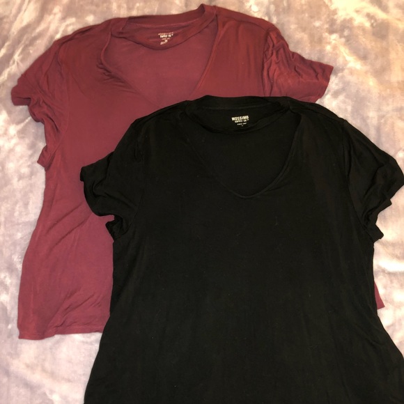 Mossimo Supply Co. Tops - ‼️FINAL PRICE 2  for 1 choker tee one xl and xxl